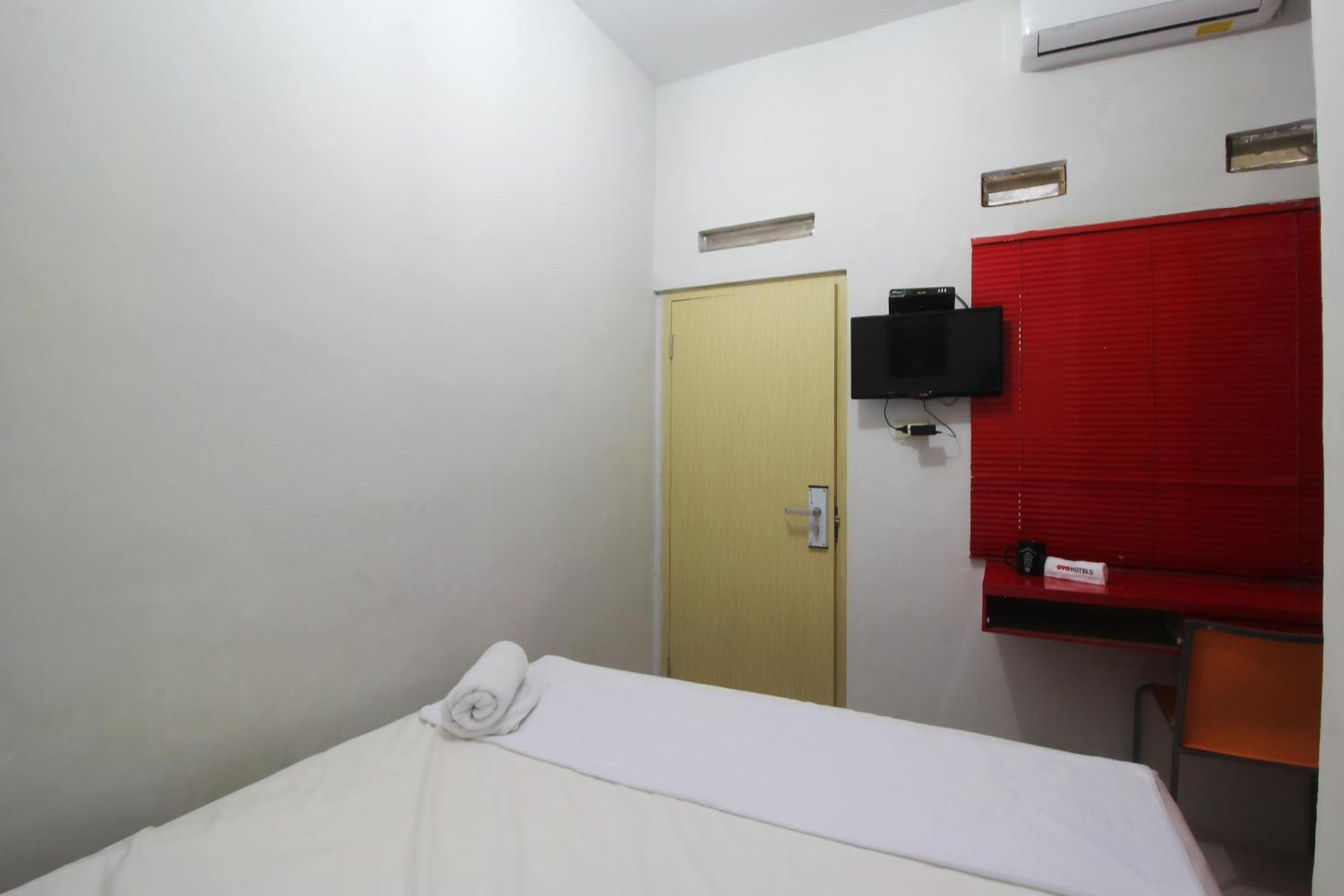 Oyo Life 2273 Pratama Homestay Bandar Lampung Exterior foto